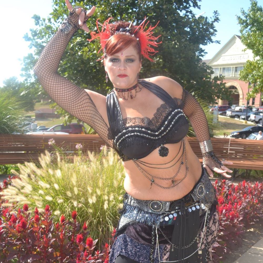 Meet your Posher, Angela